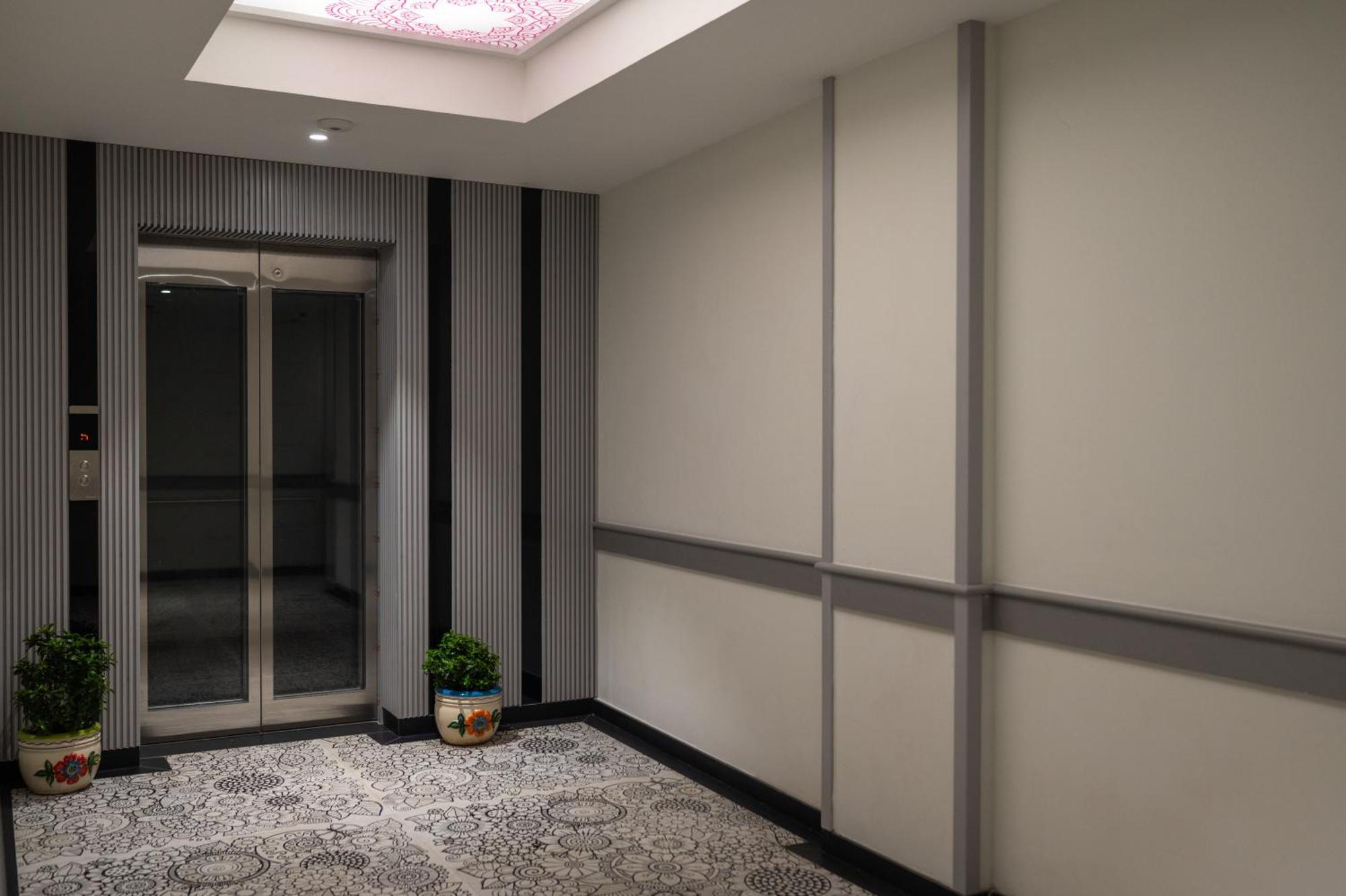 Zibe Luxe Kakinada By Grt Hotels Luaran gambar