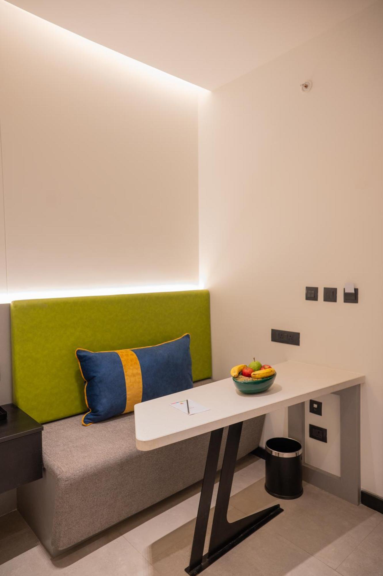 Zibe Luxe Kakinada By Grt Hotels Luaran gambar