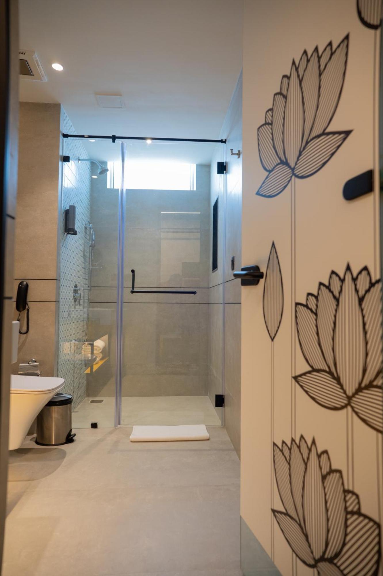 Zibe Luxe Kakinada By Grt Hotels Luaran gambar