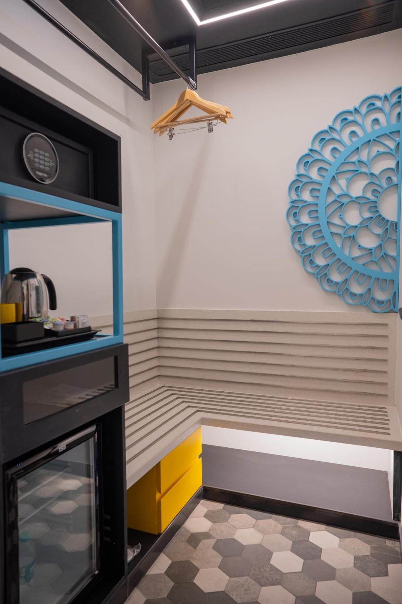 Zibe Luxe Kakinada By Grt Hotels Luaran gambar