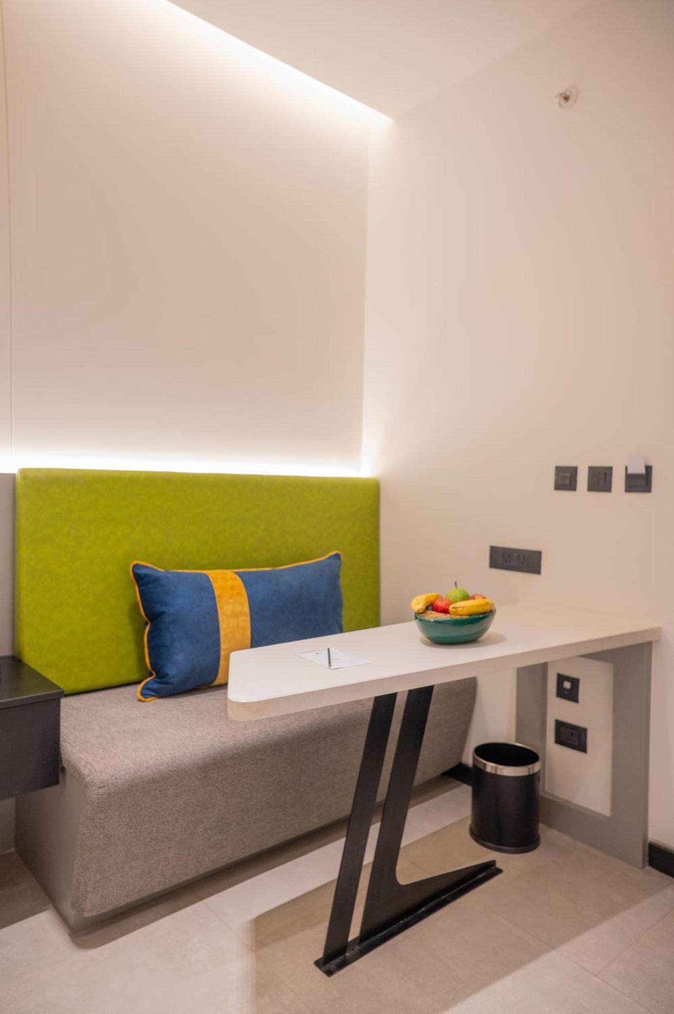 Zibe Luxe Kakinada By Grt Hotels Luaran gambar