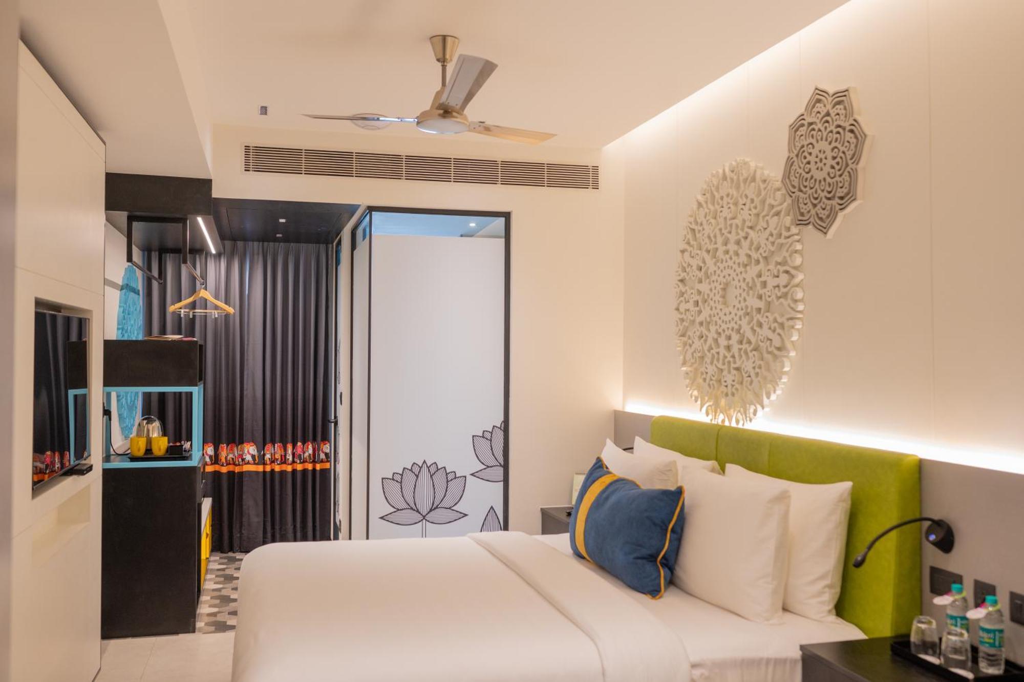 Zibe Luxe Kakinada By Grt Hotels Luaran gambar